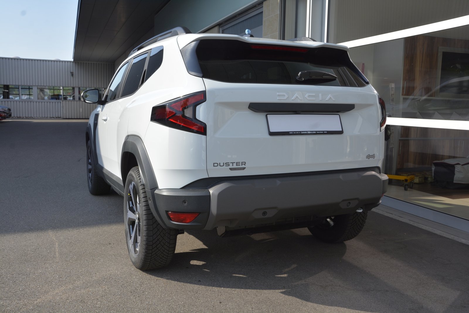 DACIA DUSTER journey hybrid 150 4x4 Automat, Full-Hybrid Petrol/Electric, New car, Automatic - 5