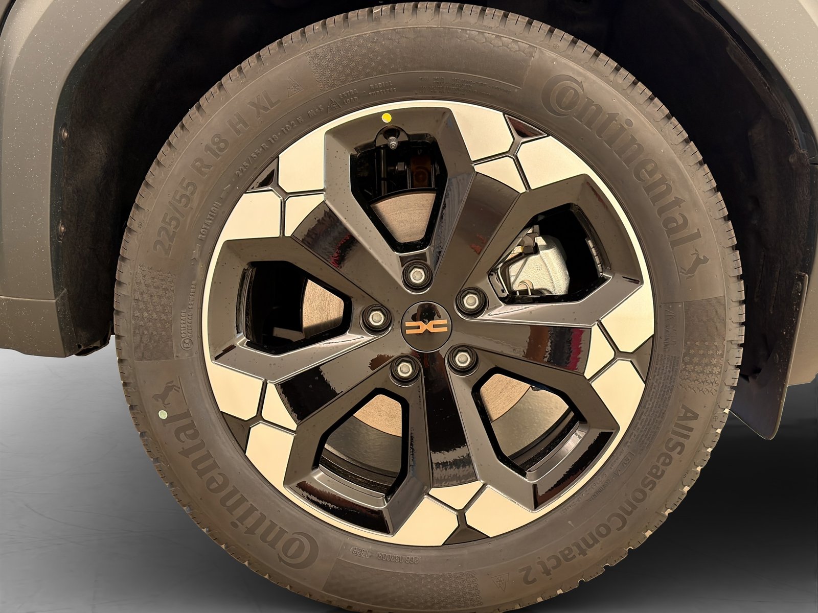DACIA Duster 1.2 Hybrid Extreme 4WD, Hybride Intégral Essence/Électricité, Voiture nouvelle, Automatique - 6