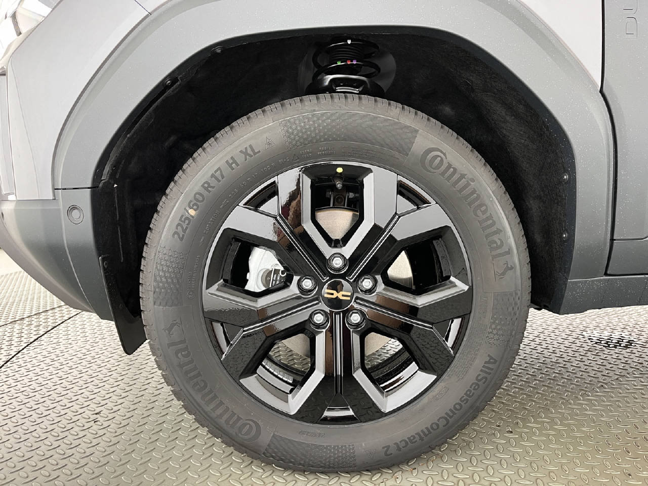 DACIA Duster 1.2 Hybrid Extreme 4WD, Full-Hybrid Petrol/Electric, New car, Automatic - 6