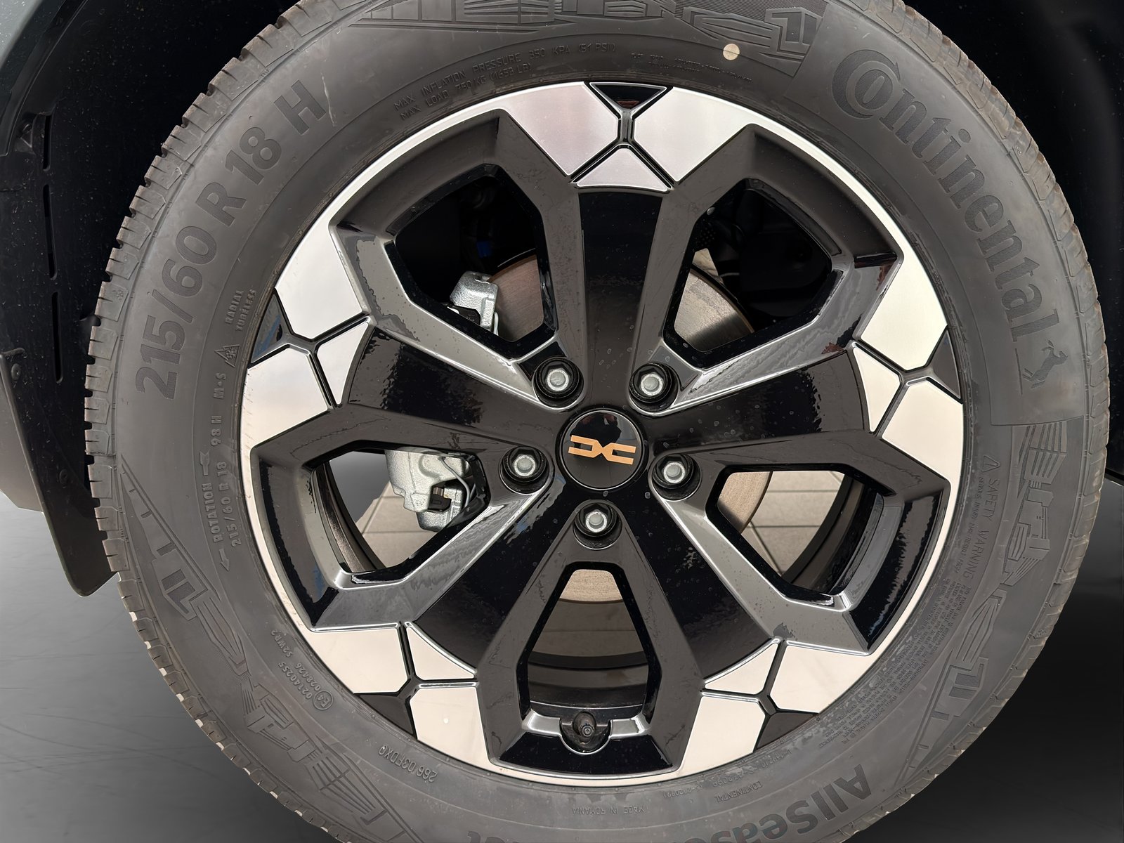 DACIA Duster 1.2 TCe Extreme 4WD, Hybride Léger Essence/Électricité, Voiture nouvelle, Manuelle - 6