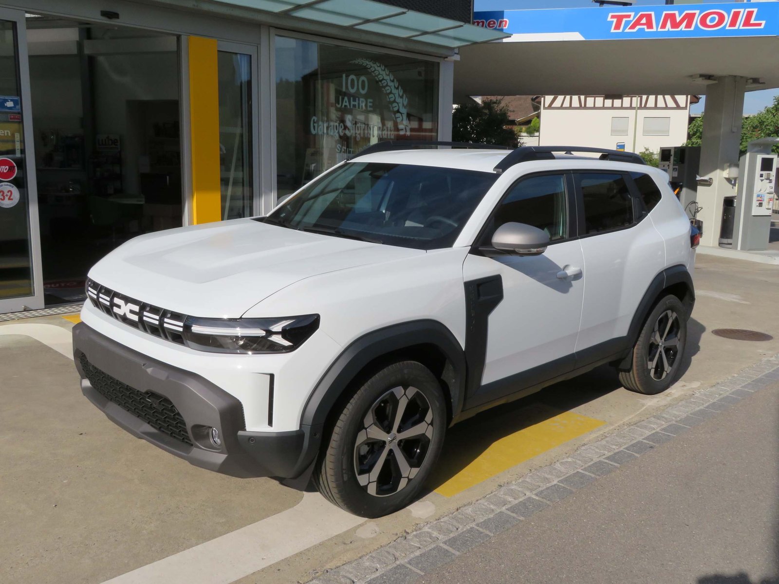 DACIA Duster 1.8 Hybrid Journey, Full-Hybrid Petrol/Electric, New car, Automatic - 2