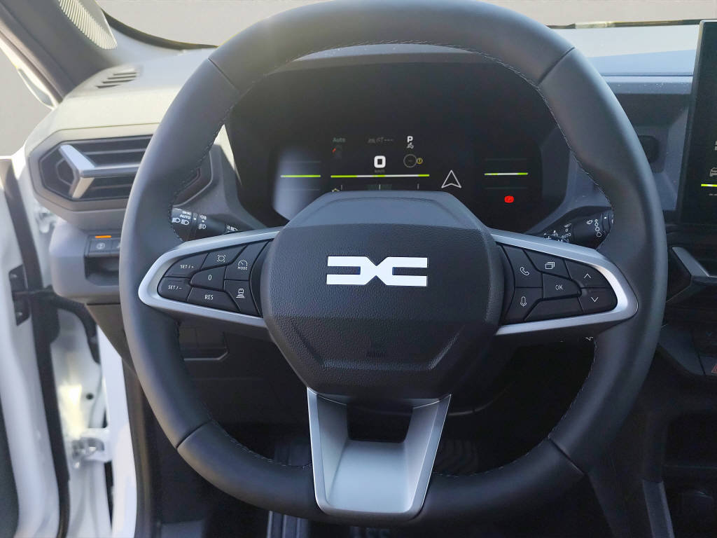 DACIA Duster 1.2 Hybrid Journey 4WD, Mild-Hybrid Petrol/Electric, New car, Automatic - 6