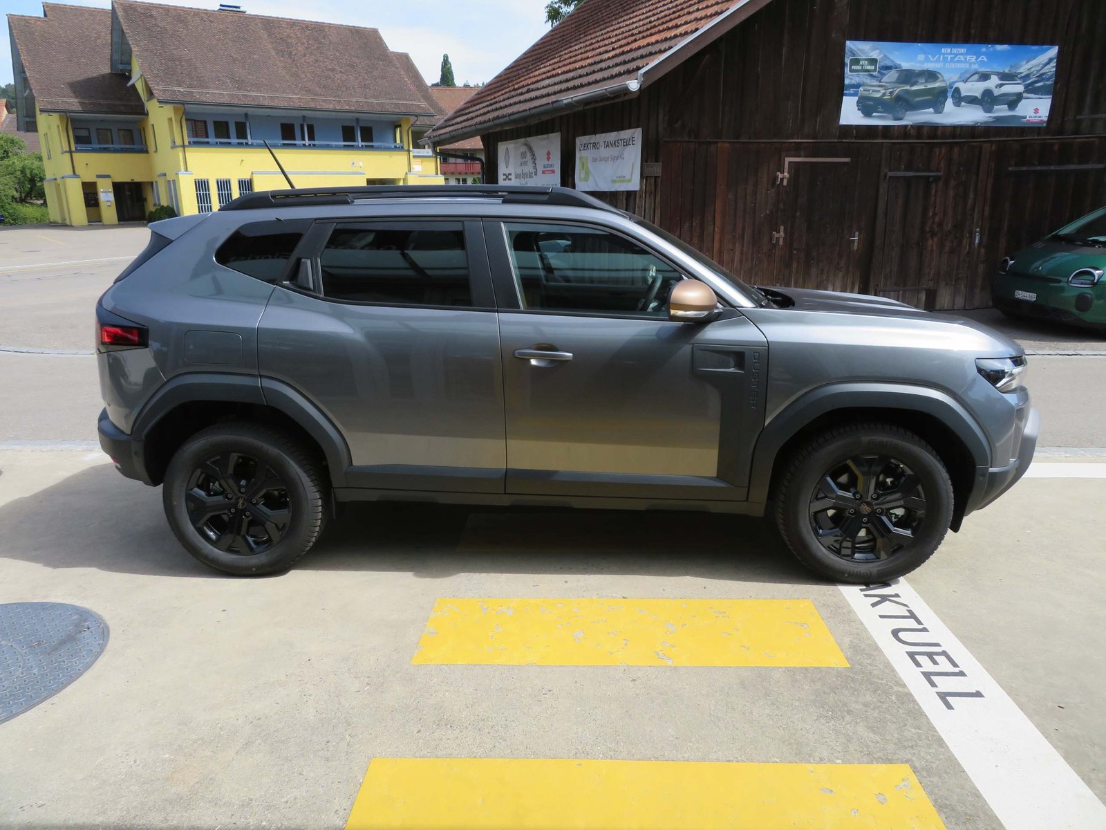 DACIA Duster 1.2 Hybrid Extreme 4WD, Hybride Intégral Essence/Électricité, Voiture nouvelle, Automatique - 5