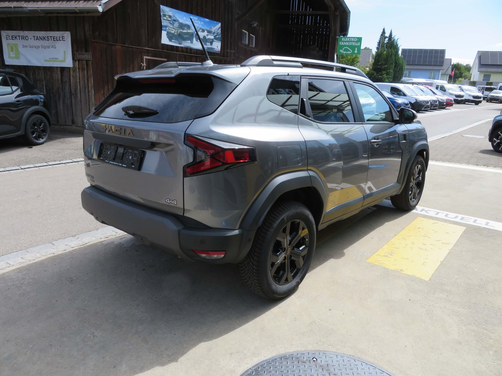 DACIA Duster 1.2 Hybrid Extreme 4WD, Hybride Intégral Essence/Électricité, Voiture nouvelle, Automatique - 6