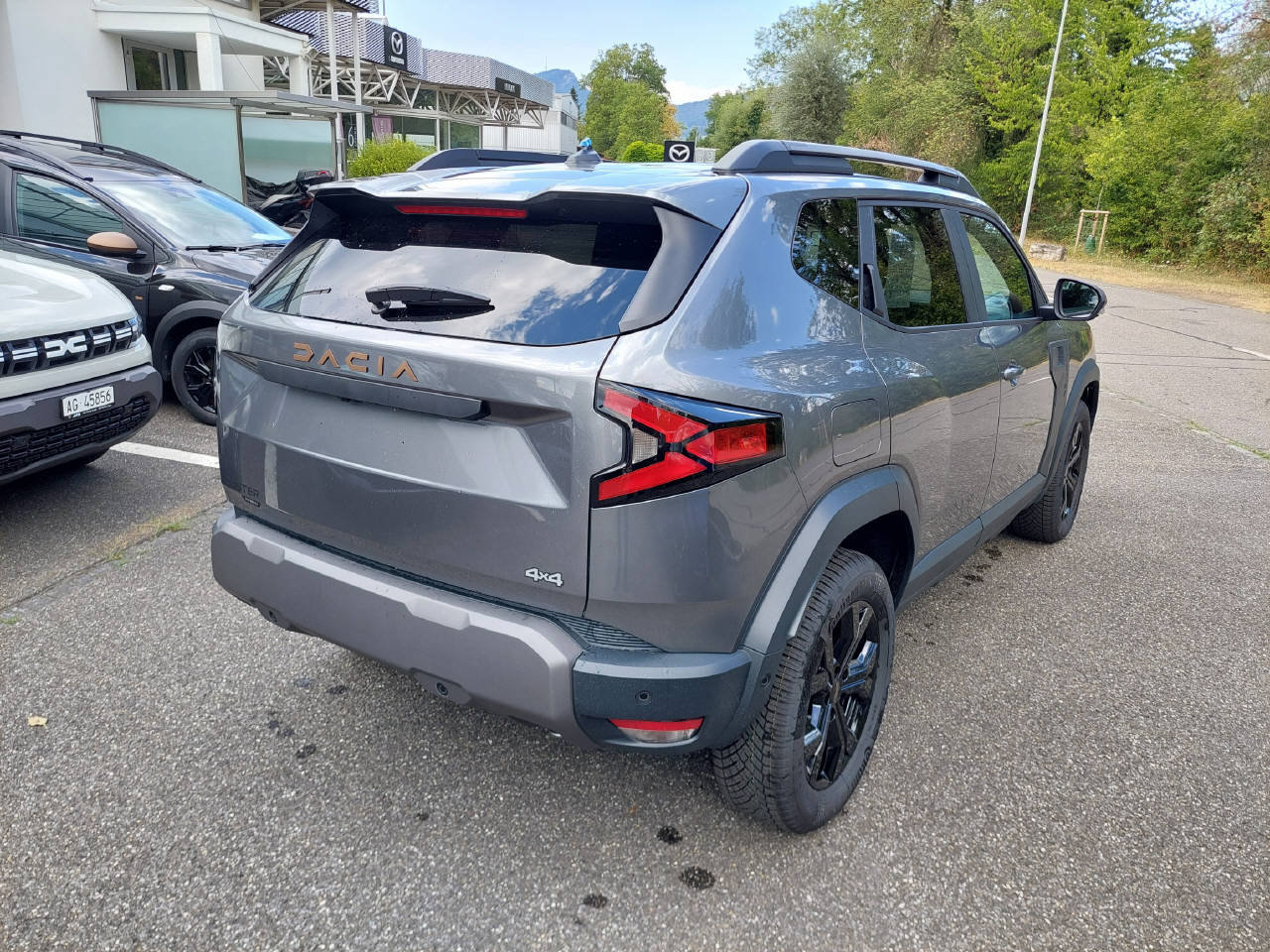 DACIA Duster 1.2 Hybrid Extreme 4WD, Voll-Hybrid Benzin/Elektro, Neuwagen, Automatik - 4