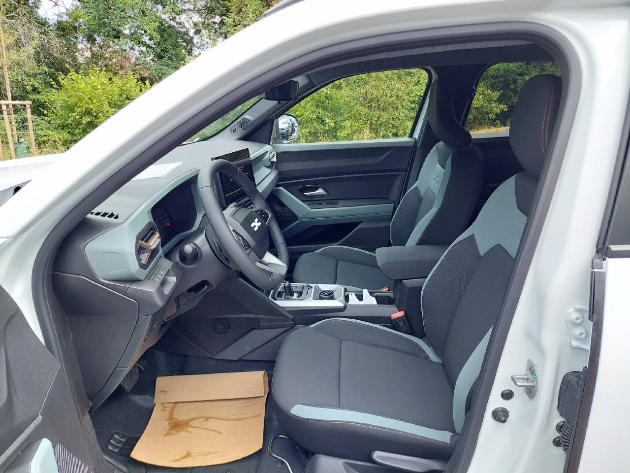 DACIA Duster 1.2 Hybrid Extreme 4WD, Voll-Hybrid Benzin/Elektro, Neuwagen, Automatik - 6