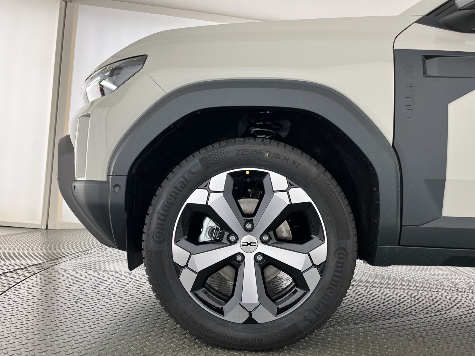 DACIA Duster 1.2 Hybrid Journey 4WD, Voll-Hybrid Benzin/Elektro, Neuwagen, Automatik - 6
