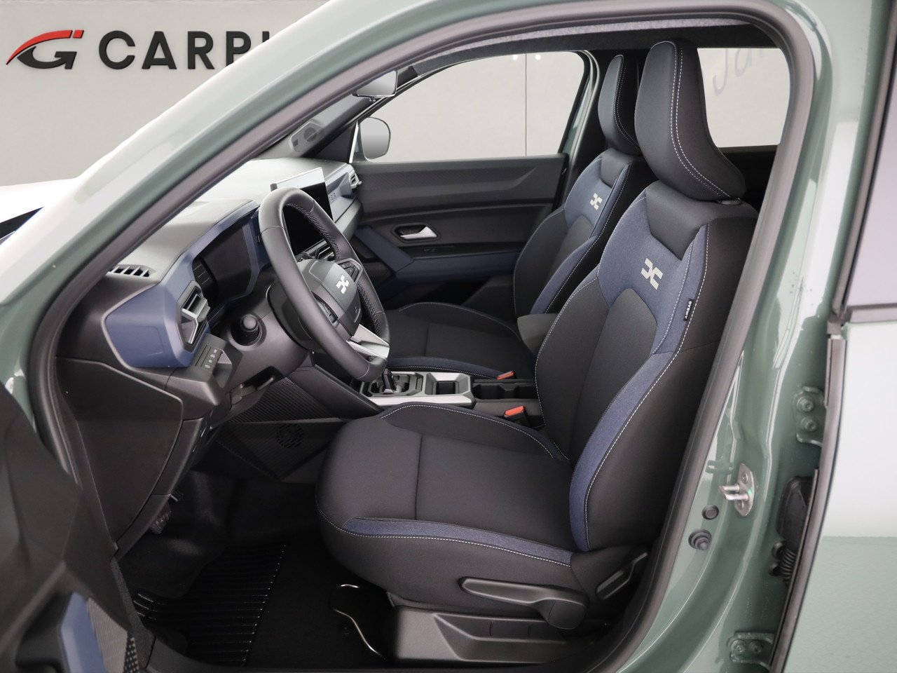 DACIA Duster 1.8 Hybrid Journey, Voll-Hybrid Benzin/Elektro, Neuwagen, Automatik - 6