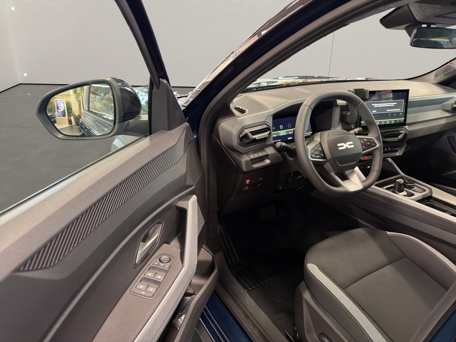 DACIA Duster 1.2 Hybrid Journey 4WD, Full-Hybrid Petrol/Electric, New car, Automatic - 7