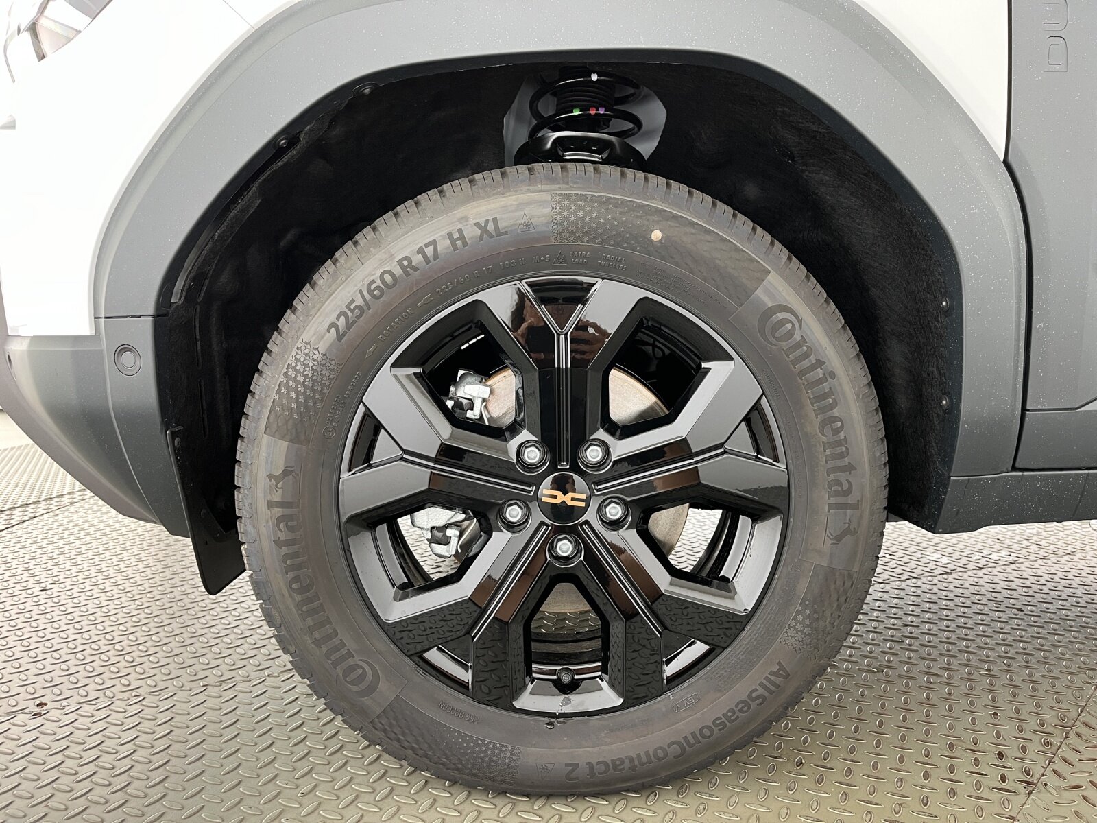 DACIA Duster 1.2 Hybrid Extreme 4WD, Full-Hybrid Petrol/Electric, New car, Automatic - 6