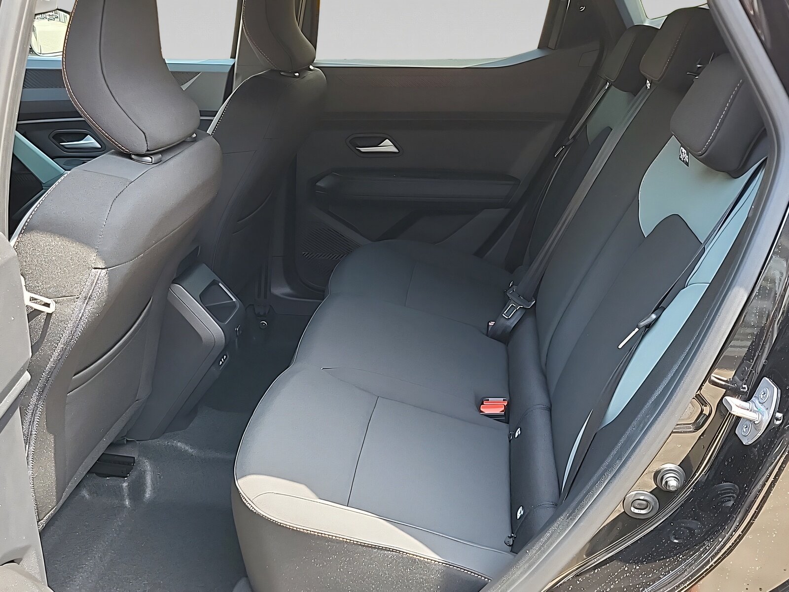 DACIA Duster Extreme Hybrid 150 4x4, Voll-Hybrid Benzin/Elektro, Neuwagen, Automatik - 6