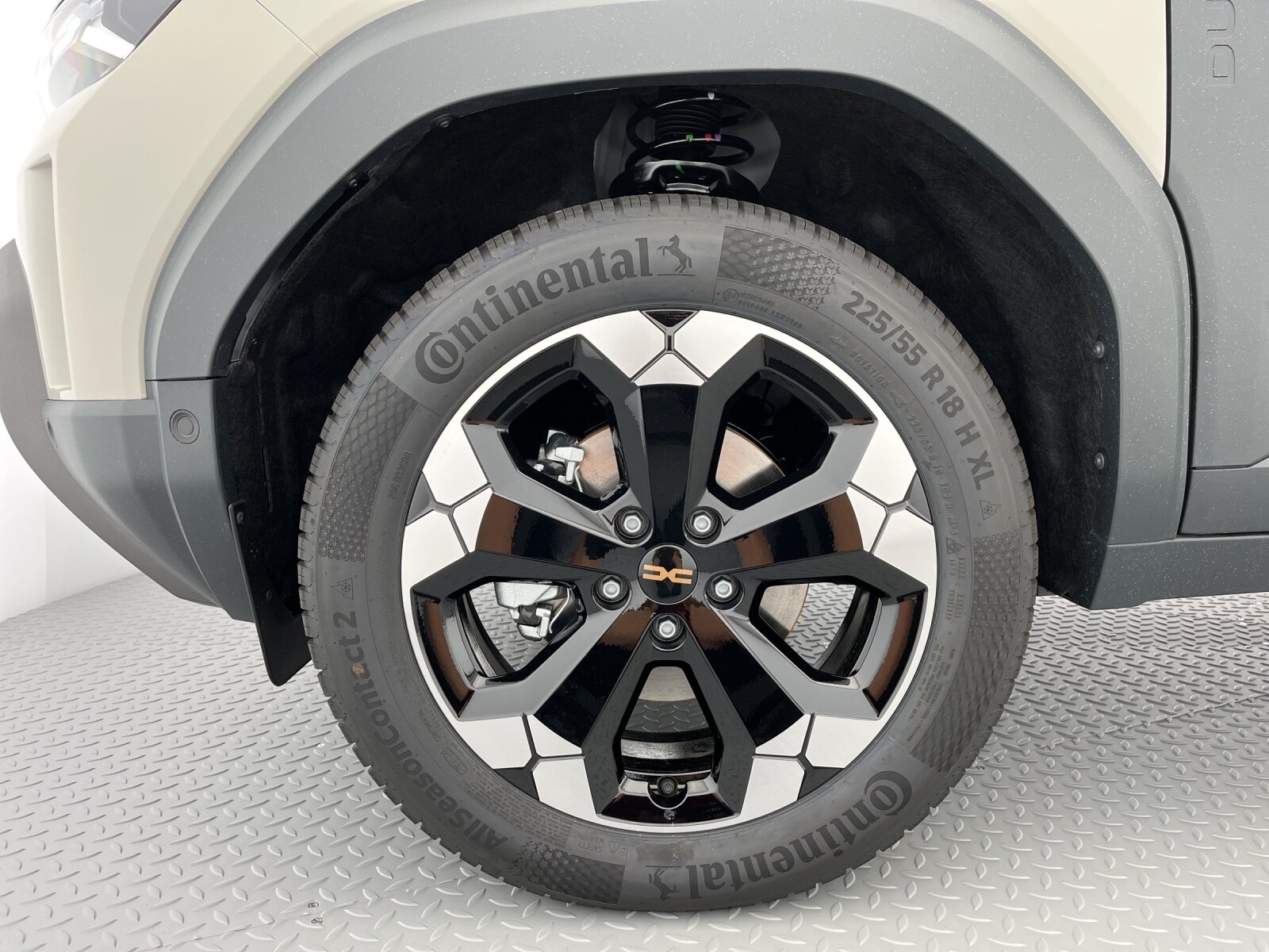 DACIA Duster 1.2 Hybrid Extreme 4WD, Full-Hybrid Petrol/Electric, New car, Automatic - 5