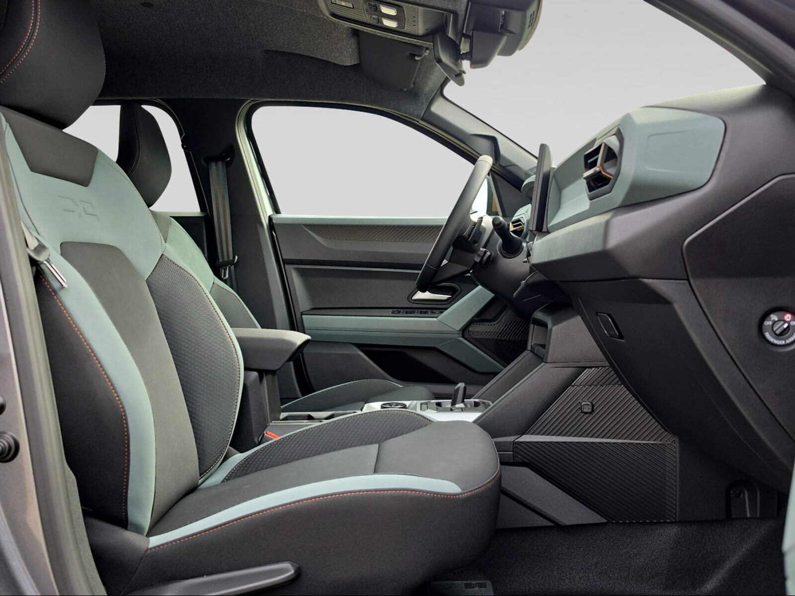 DACIA Duster Extreme Hybrid 150 4x4, Full-Hybrid Petrol/Electric, New car, Automatic - 5