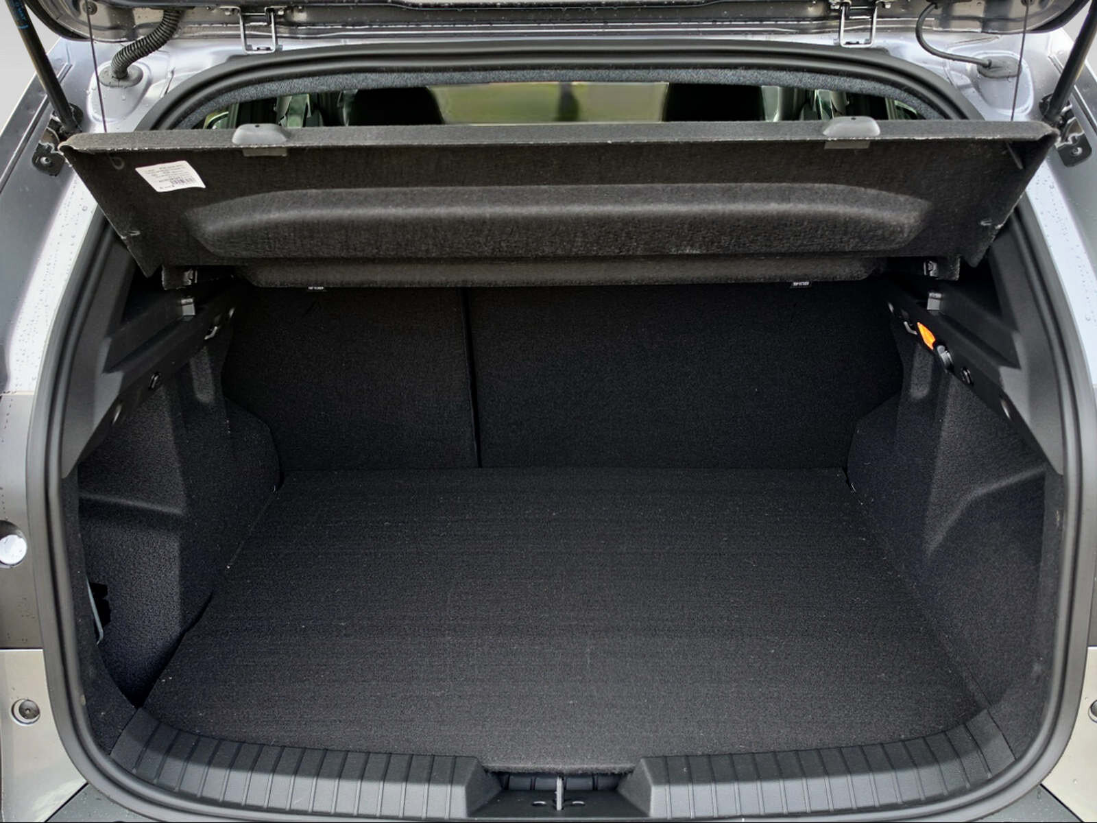 DACIA Duster Extreme Hybrid 150 4x4, Full-Hybrid Petrol/Electric, New car, Automatic - 7