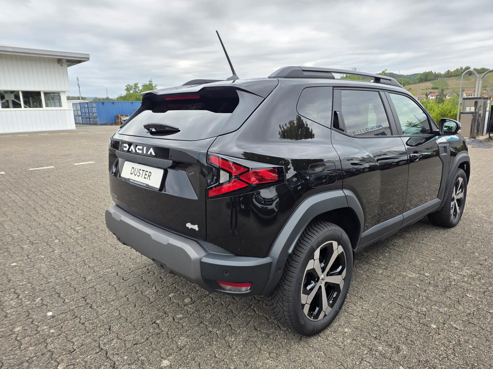 DACIA Duster 1.2 Hybrid Journey 4WD, Hybride Intégral Essence/Électricité, Voiture nouvelle, Automatique - 4