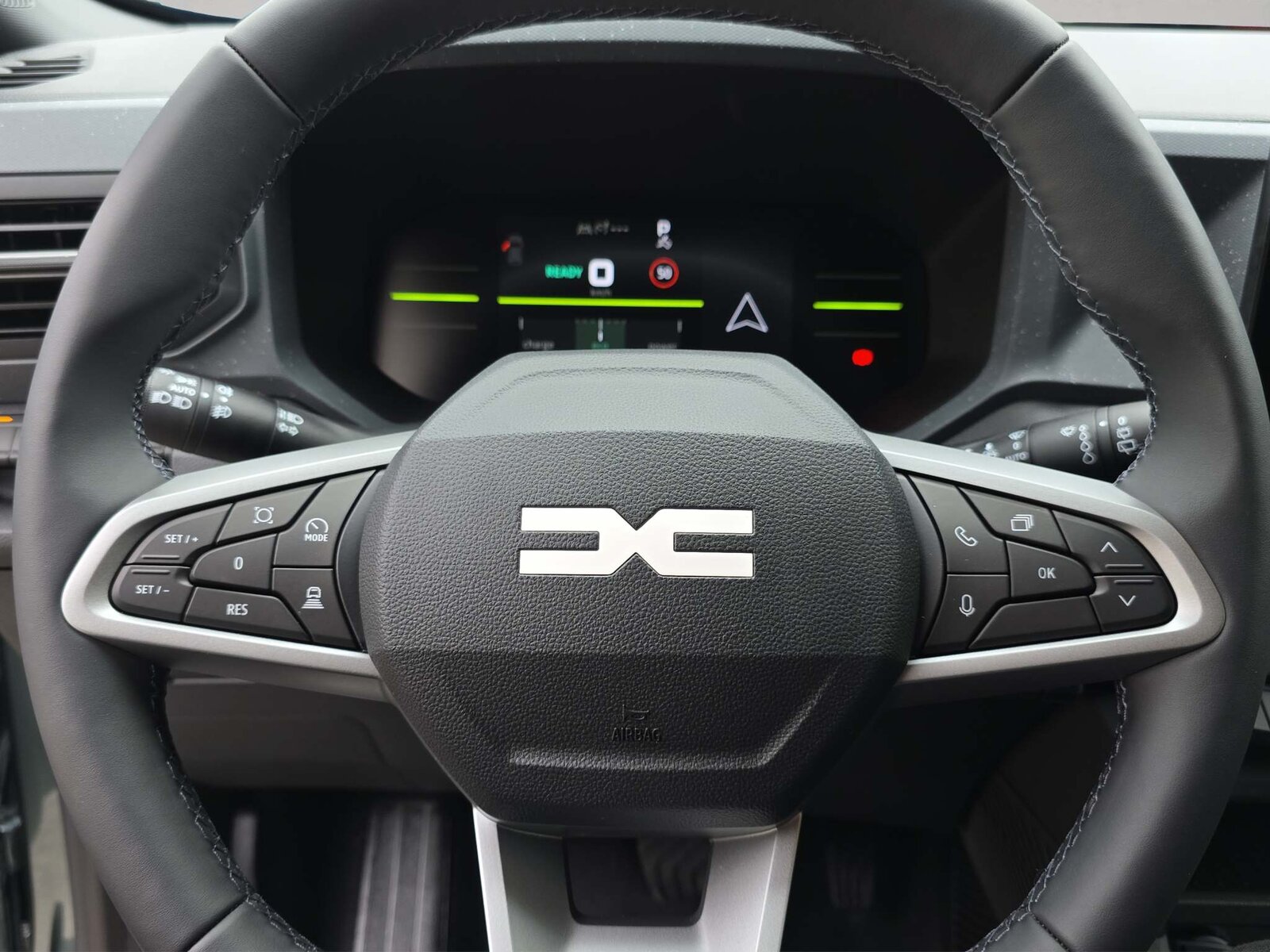 DACIA Duster 1.8 Hybrid Journey, Full-Hybrid Petrol/Electric, New car, Automatic - 6