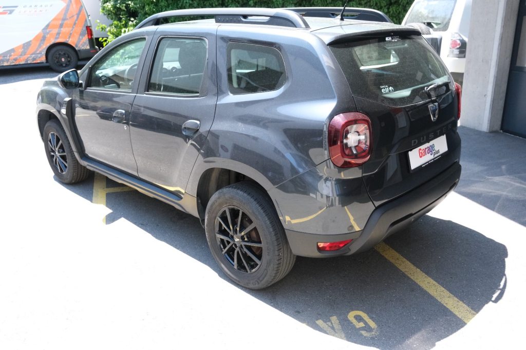 DACIA DUSTER 1.2 TCe Comfort 4WD, Essence, Occasion / Utilisé, Manuelle - 5