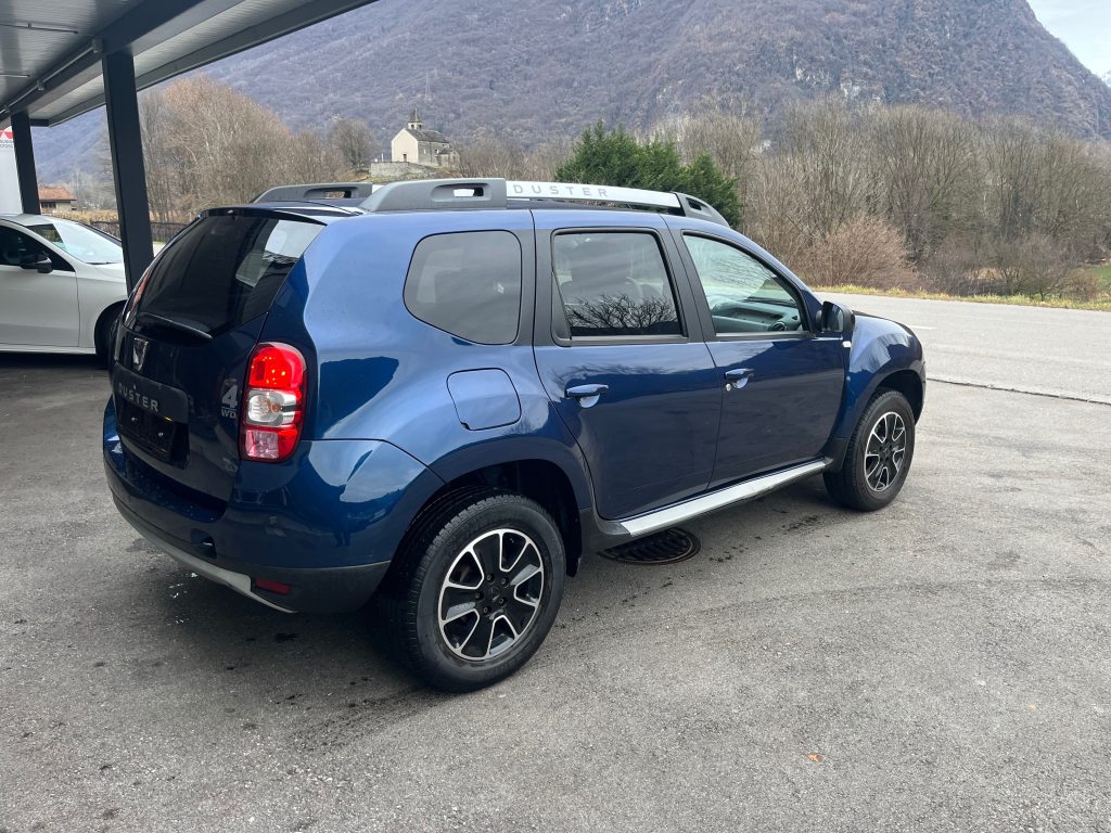 DACIA Duster 1.2 TCe FmF Strongm.R 4x4 S/S, Petrol, Second hand / Used, Manual - 2