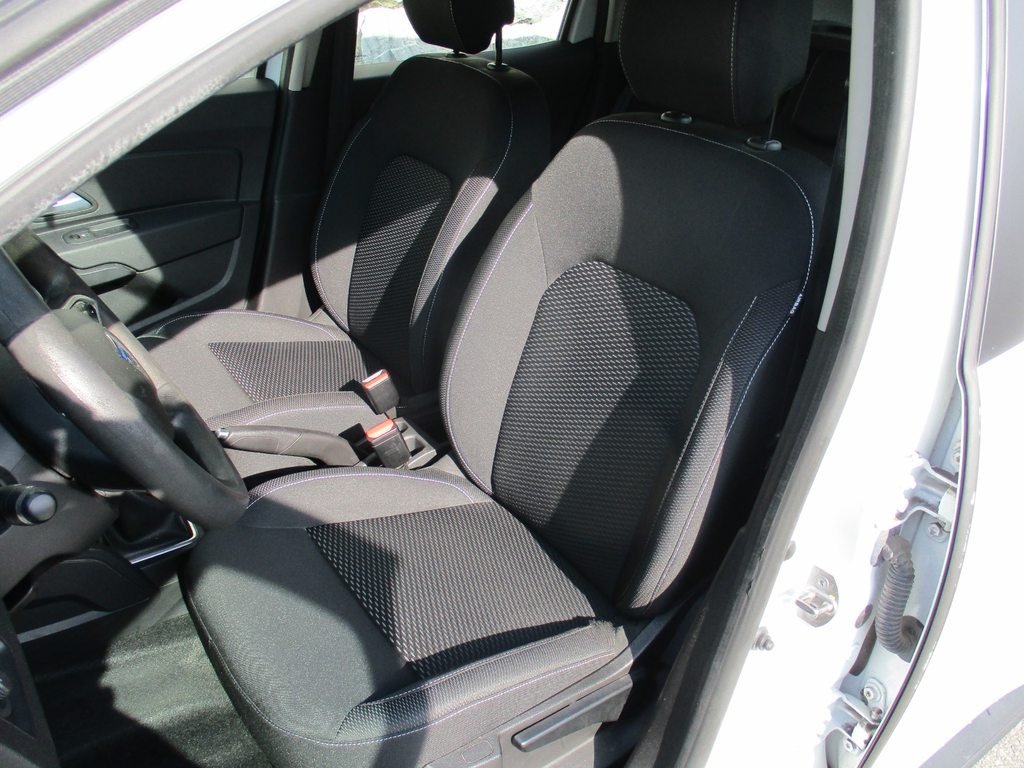 DACIA Duster 1.3 TCe Comfort 4WD, Essence, Occasion / Utilisé, Manuelle - 4