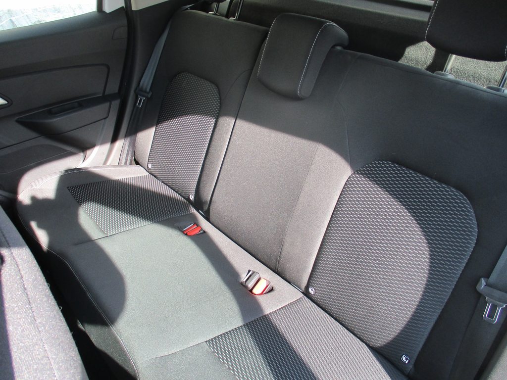 DACIA Duster 1.3 TCe Comfort 4WD, Essence, Occasion / Utilisé, Manuelle - 5