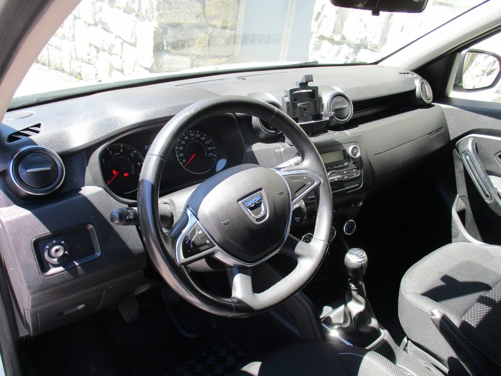 DACIA Duster 1.3 TCe Comfort 4WD, Essence, Occasion / Utilisé, Manuelle - 4