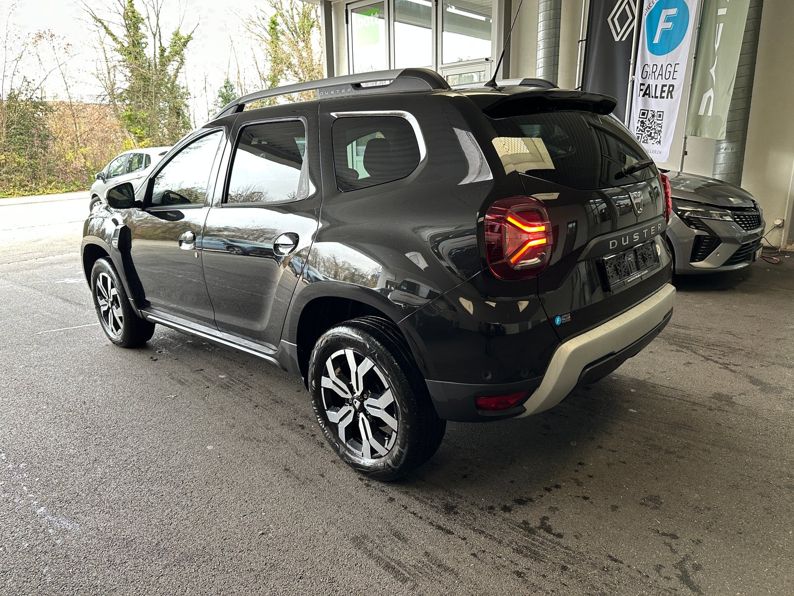 DACIA Duster Prestige TCe 150 EDC, Benzin, Occasion / Gebraucht, Automatik - 3