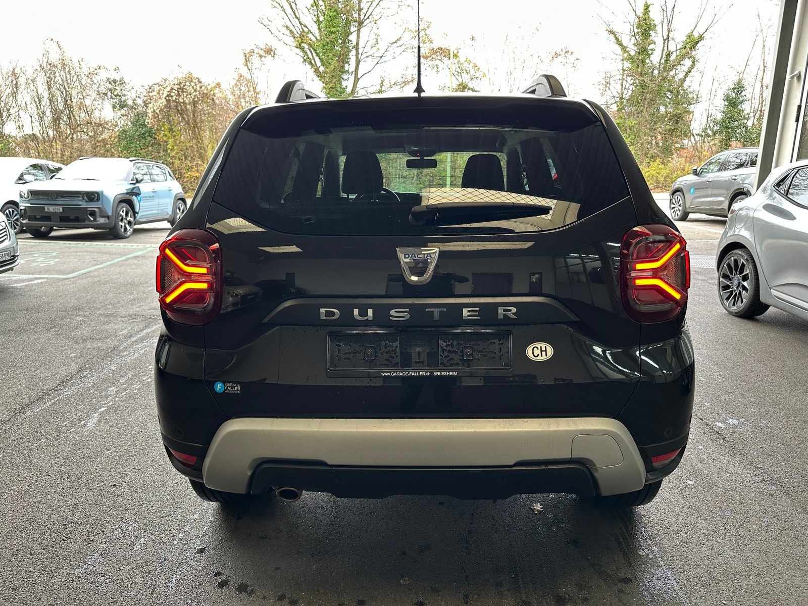 DACIA Duster Prestige TCe 150 EDC, Benzin, Occasion / Gebraucht, Automatik - 4
