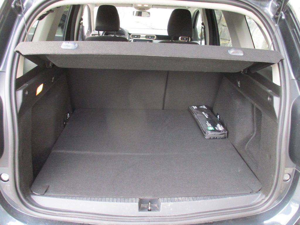 DACIA Duster 1.3 TCe 150 Extreme 4WD, Benzin, Occasion / Gebraucht, Handschaltung - 7