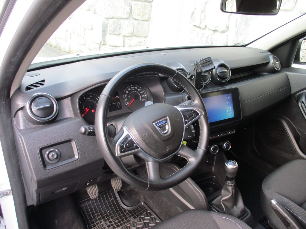 DACIA Duster 1.3 TCe 150 Comfort 4WD, Essence, Occasion / Utilisé, Manuelle - 4