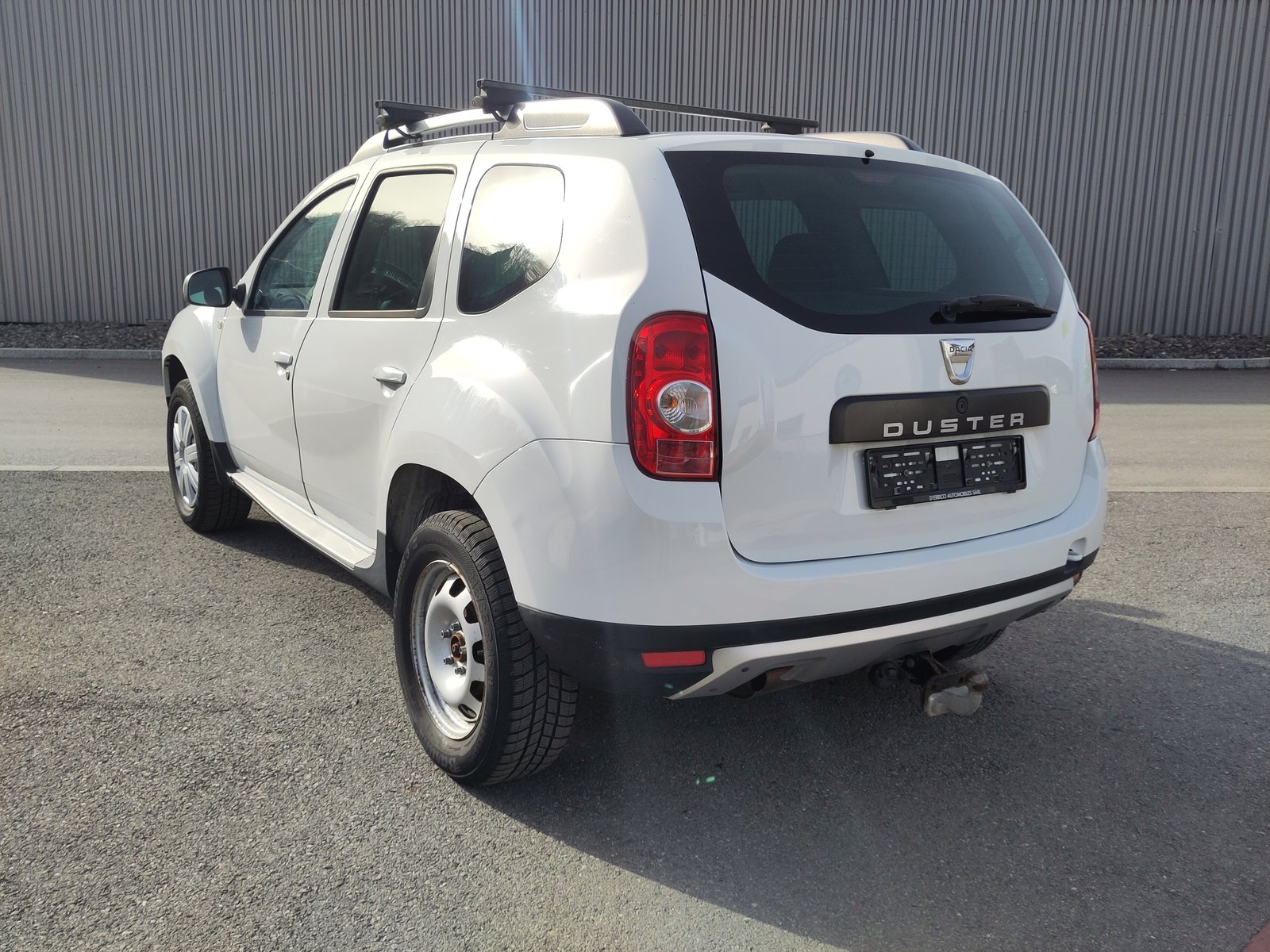 DACIA Duster 1.5 dCi Lauréate 4x4, Diesel, Second hand / Used, Manual - 3