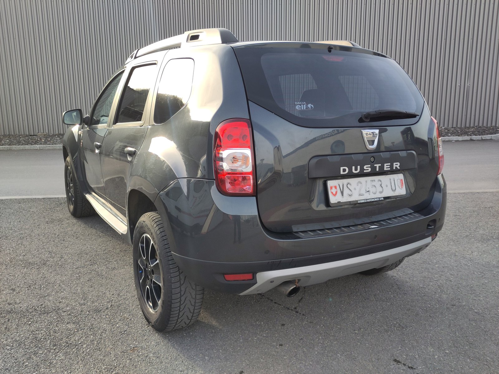 DACIA Duster 1.2 T Fischer man's Friend 4x4, Essence, Occasion / Utilisé, Manuelle - 3