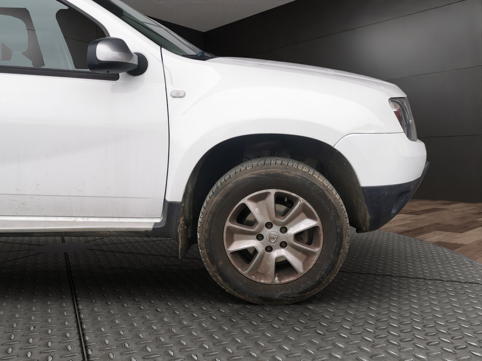 DACIA Duster 1.2 T Celebration 4x4, Essence, Occasion / Utilisé, Manuelle - 4