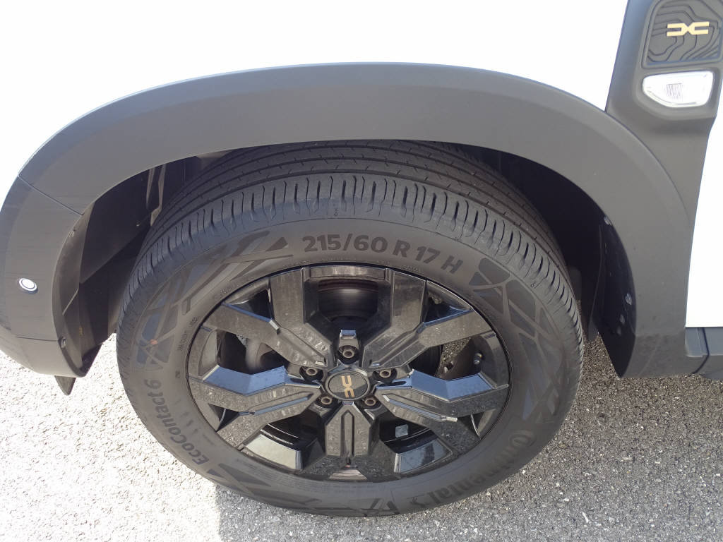 DACIA Duster 1.3 TCe 150 Extreme EDC, Essence, Occasion / Utilisé, Automatique - 2