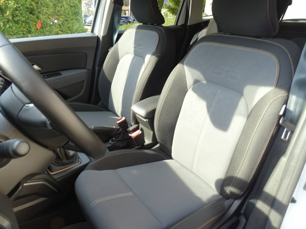 DACIA Duster 1.3 TCe 150 Extreme EDC, Essence, Occasion / Utilisé, Automatique - 5