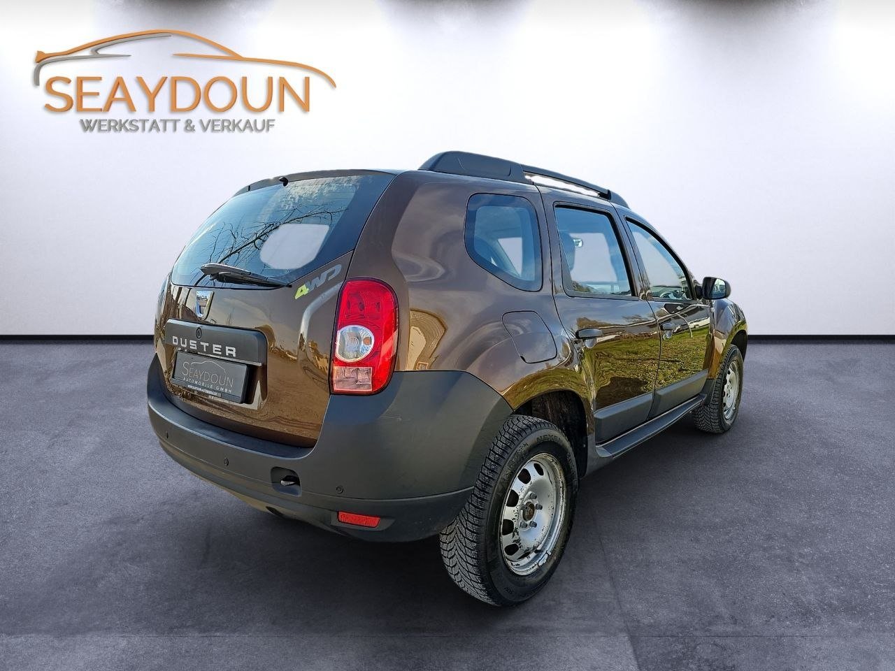 DACIA Duster 1.6 Ambiance 4x4, Essence, Occasion / Utilisé, Manuelle - 4