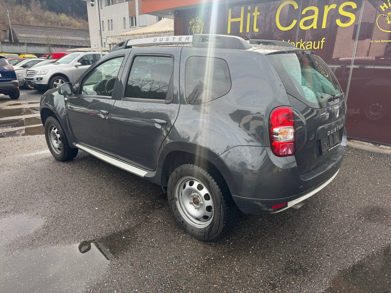 DACIA Duster 1.6 4x4, Petrol, Second hand / Used, Manual - 5