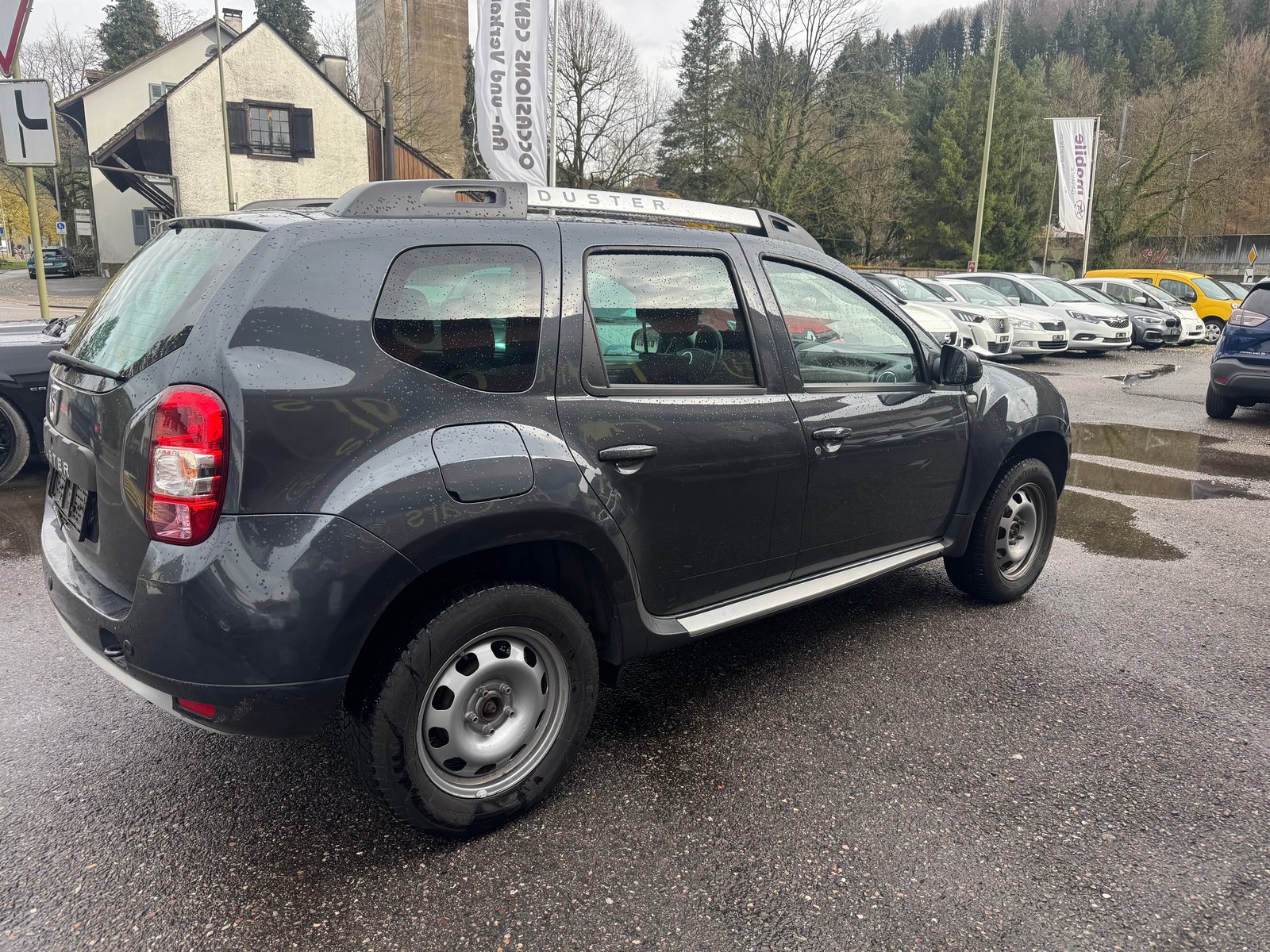 DACIA Duster 1.6 4x4, Petrol, Second hand / Used, Manual - 6