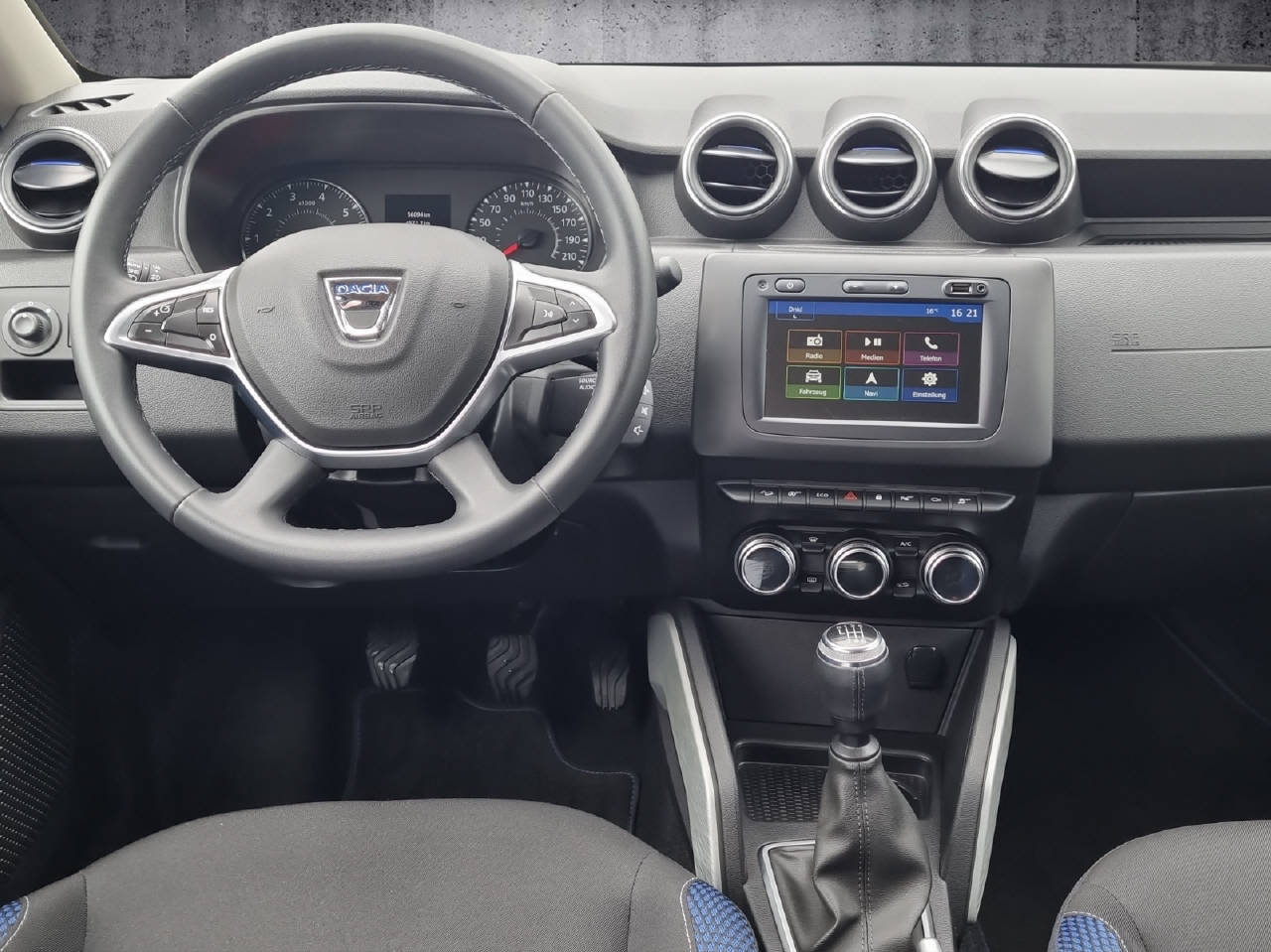 DACIA Duster 1.3 TCe Celebration 4WD, Essence, Occasion / Utilisé, Manuelle - 6