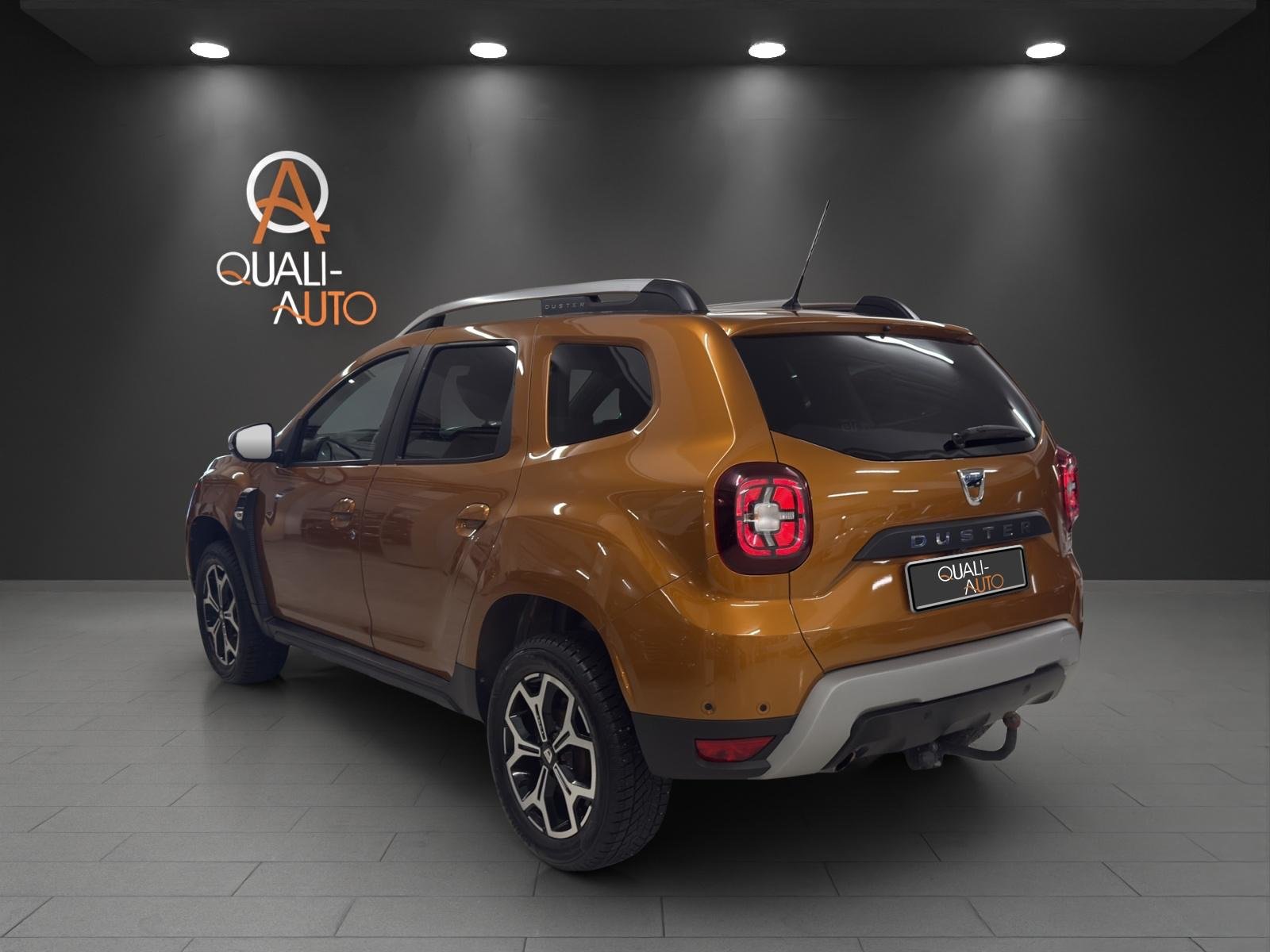 DACIA Duster SCe 115 Prestige 4x4, Petrol, Second hand / Used, Manual - 4