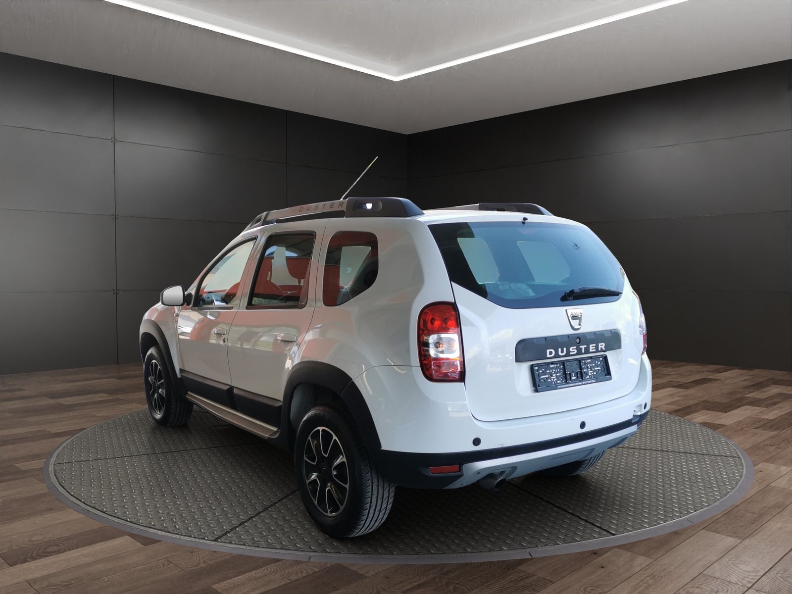 DACIA Duster 1.2 T Urban Explorer 4x4, Petrol, Second hand / Used, Manual - 7
