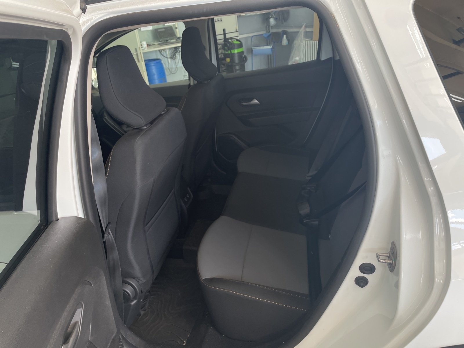 DACIA Duster 1.3 TCe 150 Extreme EDC, Essence, Occasion / Utilisé, Automatique - 7
