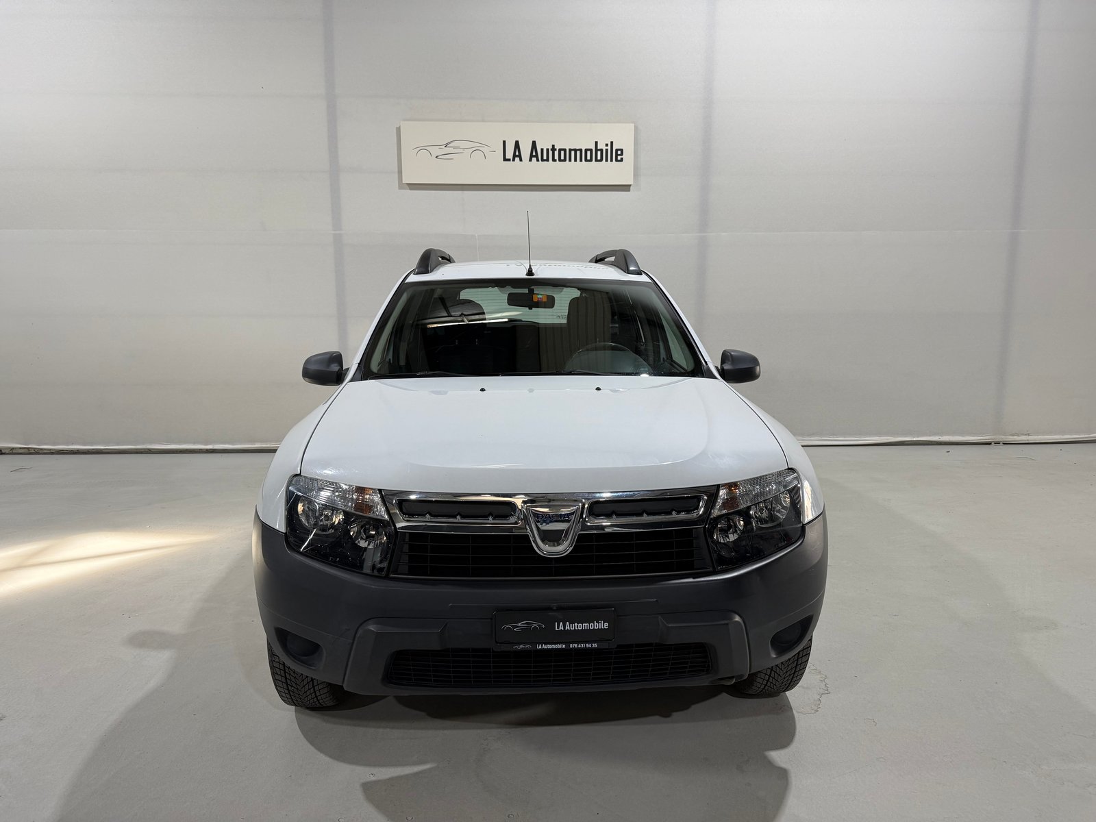 DACIA Duster 1.6 Ambiance 4x4, Benzin, Occasion / Gebraucht, Handschaltung - 4