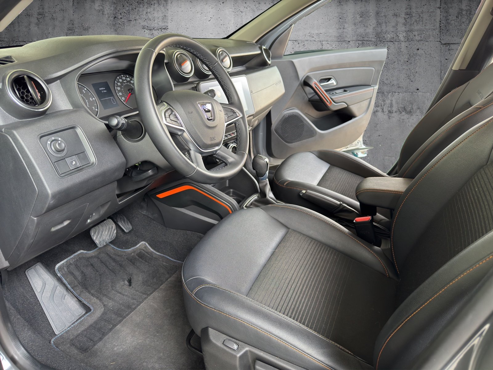DACIA Duster TCe 150 Extreme EDC 4x2, Benzina, Occasioni / Usate, Automatico - 2