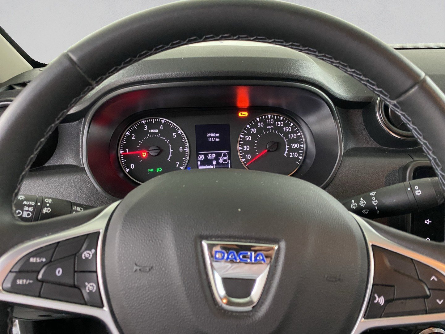 DACIA Duster TCe 150 Extreme EDC 4x2, Essence, Occasion / Utilisé, Automatique - 7