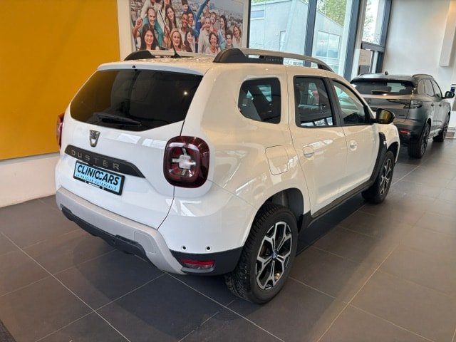 DACIA Duster TCe 150 Celebration 4x4, Petrol, Second hand / Used, Manual - 5