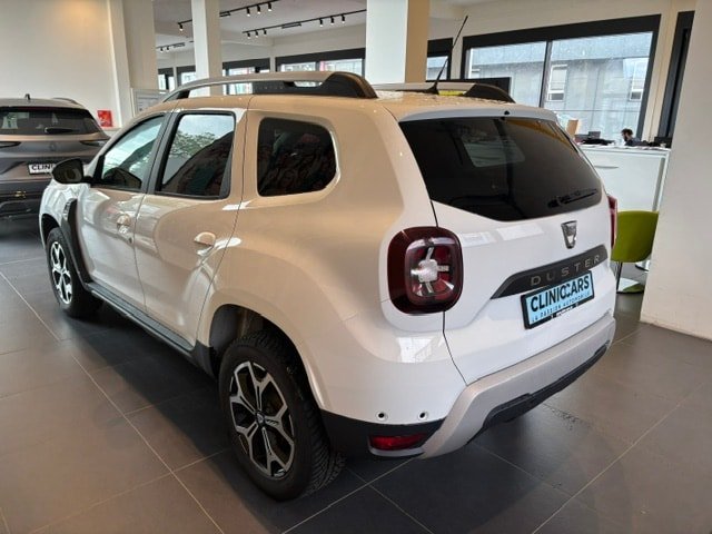 DACIA Duster TCe 150 Celebration 4x4, Petrol, Second hand / Used, Manual - 6