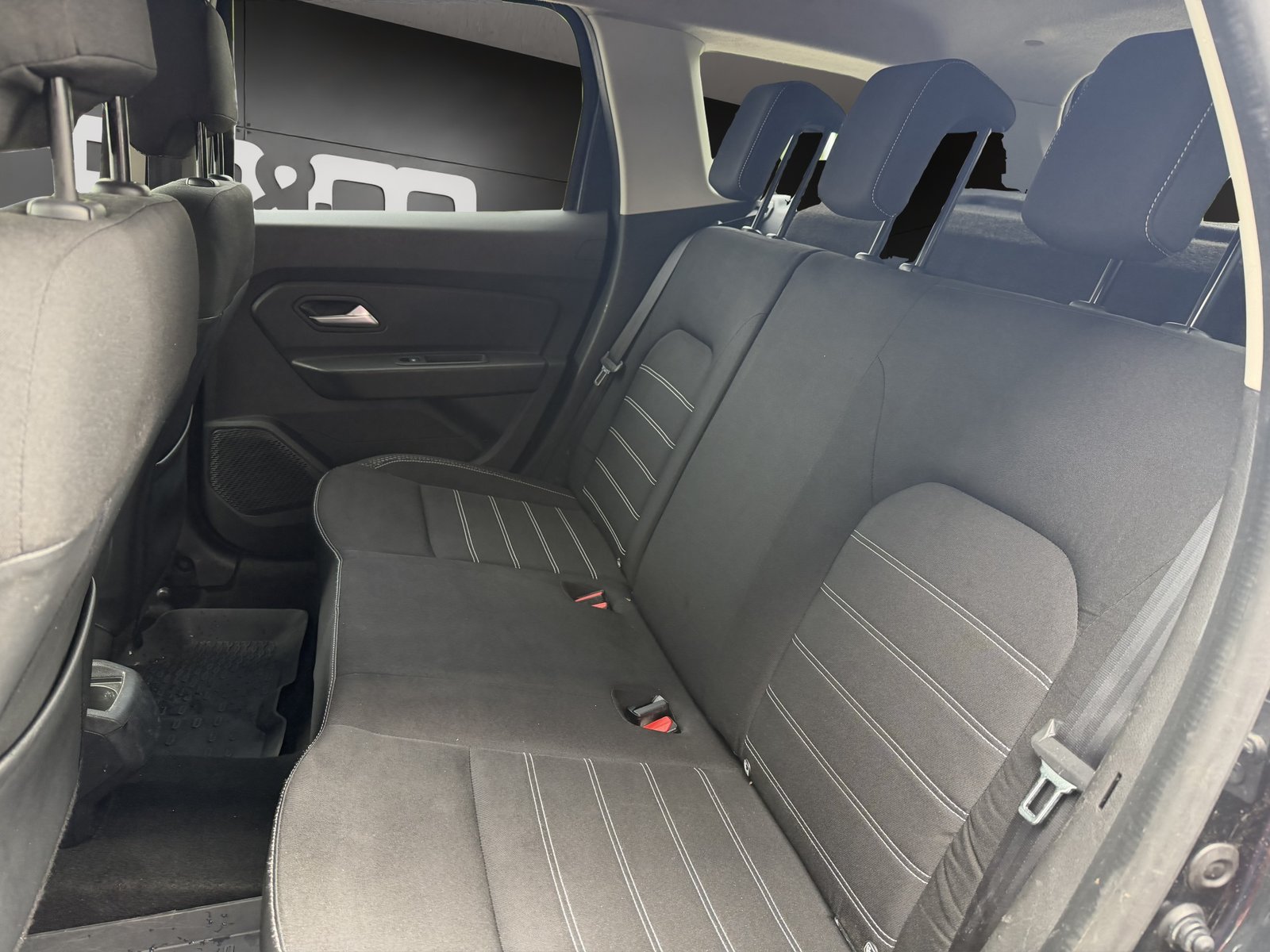 DACIA Duster dCi 110 Prestige 4x4, Diesel, Occasion / Utilisé, Manuelle - 7