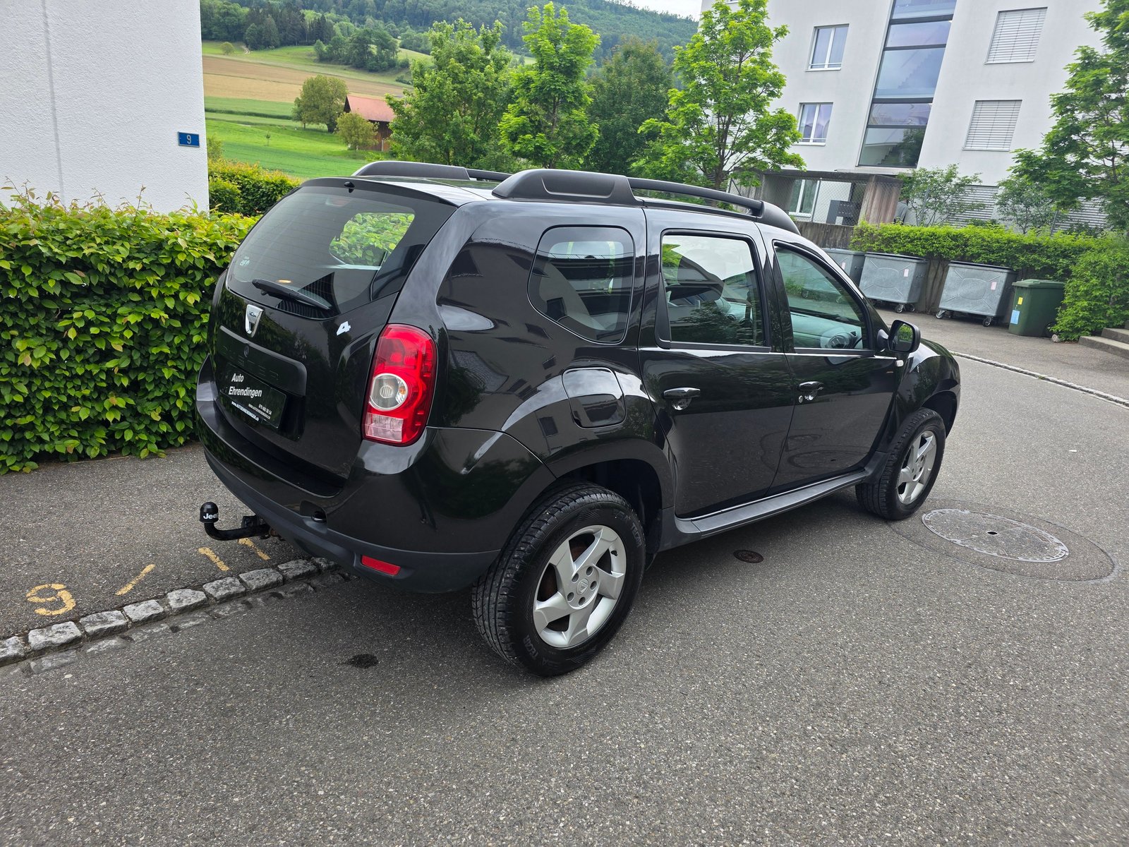 DACIA Duster 1.6 Lauréate 4x4, Petrol, Second hand / Used, Manual - 5