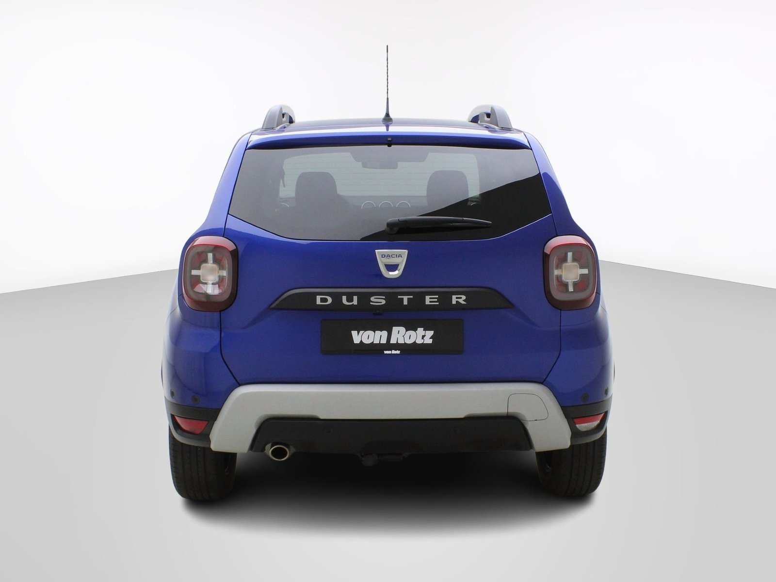 DACIA Duster 1.3 TCe Celebration 4WD, Petrol, Second hand / Used, Manual - 4