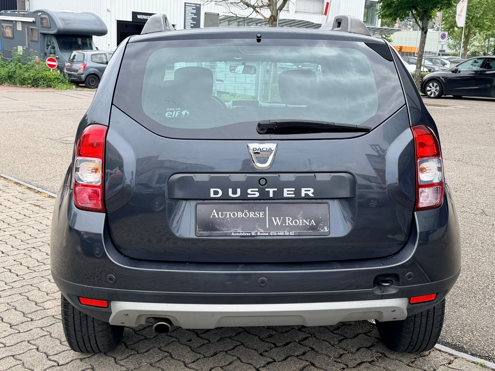 DACIA Duster 1.2 T Lauréate 4x2, Petrol, Second hand / Used, Manual - 3